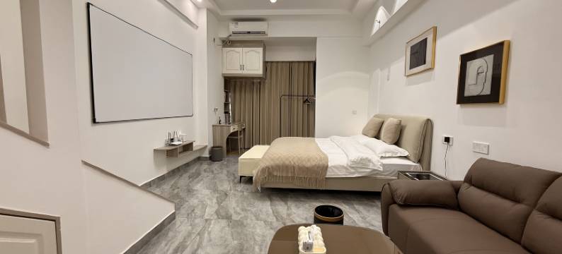 城里民宿(弋江万达城南师范大学店)图片