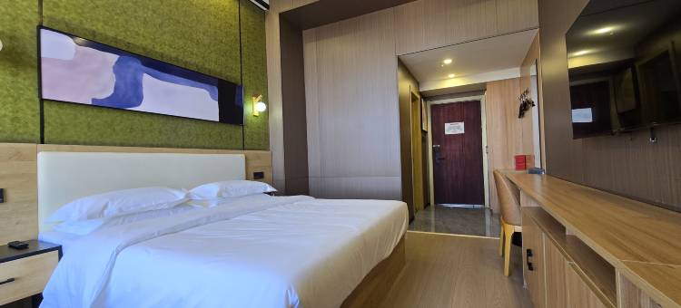 锐思特酒店(通辽民族大学店)图片