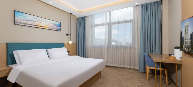 艺龙安云酒店(南通先锋金融街店)图片