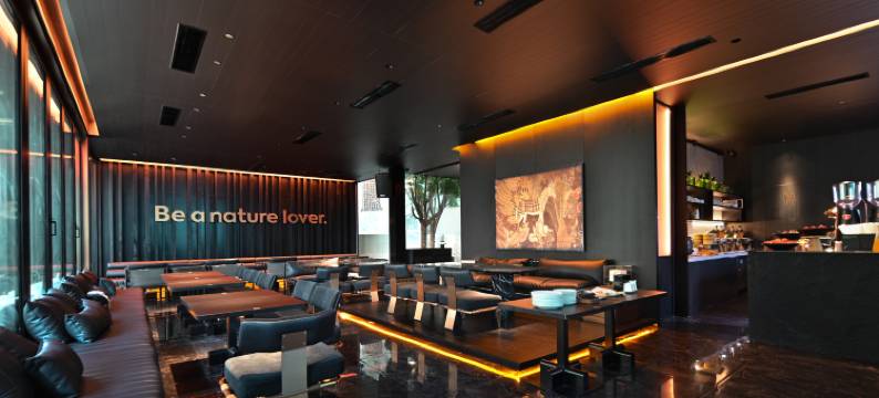 优范Plus·江景酒店(医科大一附院南湖公园店)图片