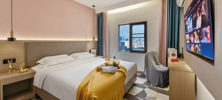 凡漫尚品酒店(广汉夜市百伦广场店)图片