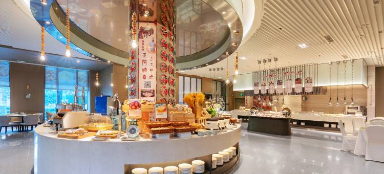宁波绿地铂骊酒店(奥体中心金山路地铁站店)图片