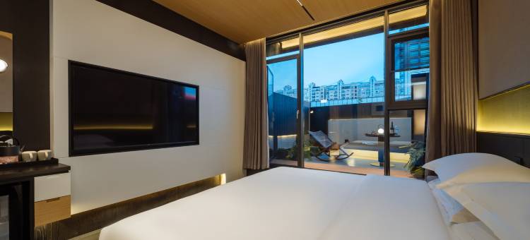 SFEEL设计师酒店(昆明穿金路地铁站店)图片