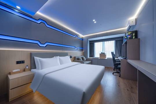 子兴民宿(乐山高铁站世豪广场店)