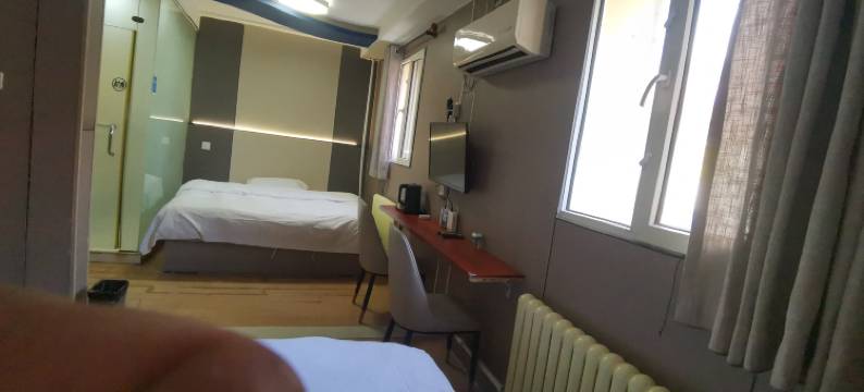 轻住·青逸优选酒店(呼和浩特农业大学店)图片