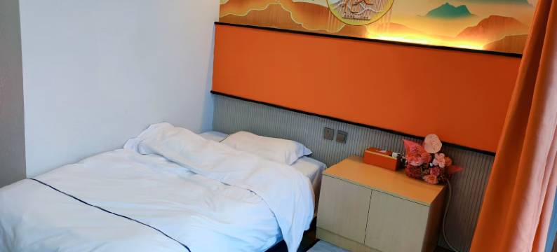 乌海稻草精品酒店图片