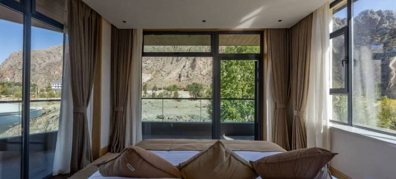 星草云栈阔克苏野奢营地图片