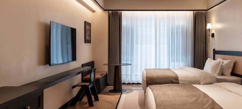 丽江拾壹｜中古法式艺术空间·雪山景度假酒店(古城日照金山店)图片