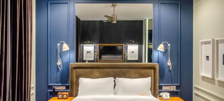 布朗斯中心酒店(Brown's Central Hotel)图片