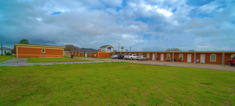 OYO 埃德纳德克萨纳汽车旅馆(Texana Inn Edna by OYO)图片