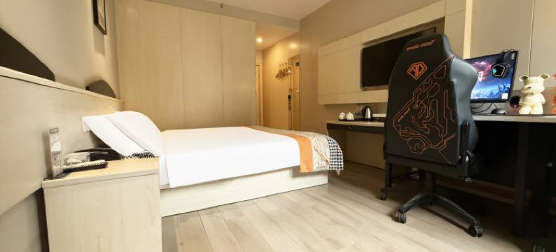 喆霆电竞酒店(达州城市中心广场店)图片