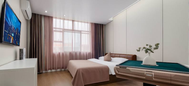 天悦假日酒店(荔波邓恩铭广场美食街店)图片