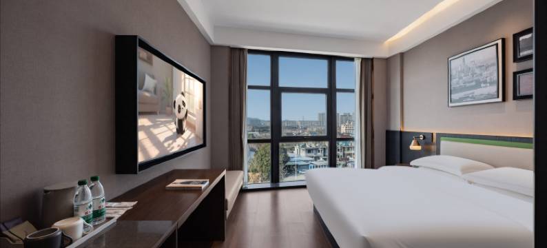 卫海云居酒店图片