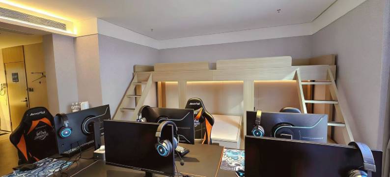 雷神电竞酒店(青峰购物中心店)图片