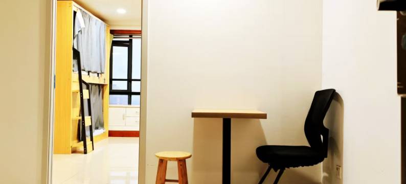 江畔小阁青年旅舍图片