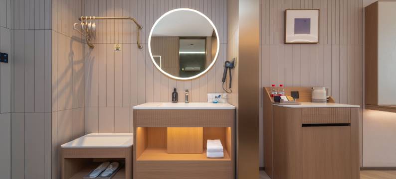 星程银川长城中路华雁湖畔酒店图片