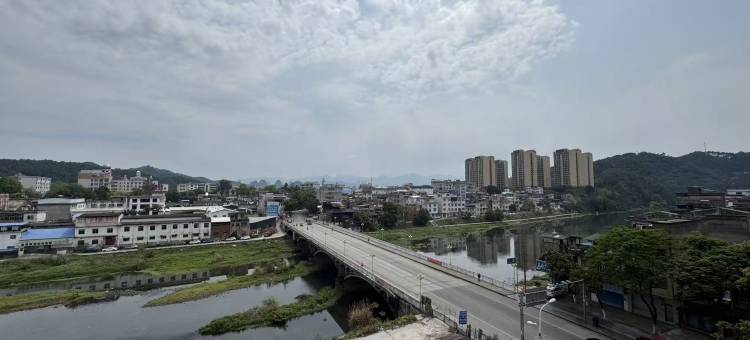 河畔·荔江民宿图片