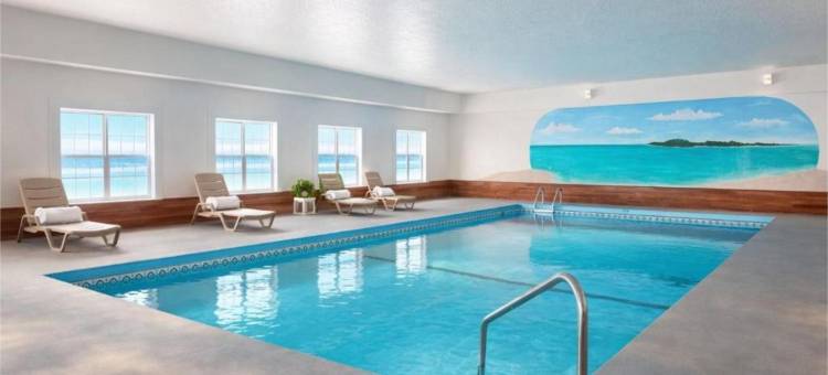 艾恩芒廷密歇根美国2号公路旅馆及套房(Iron Mountain Inn & Suites MI US 2)图片