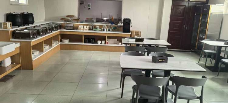 西城智能酒店(迎宾路店)图片