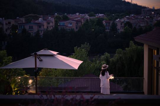 曲靖彩虹里·私汤温泉酒店(金麟湾爱情小镇店)图片