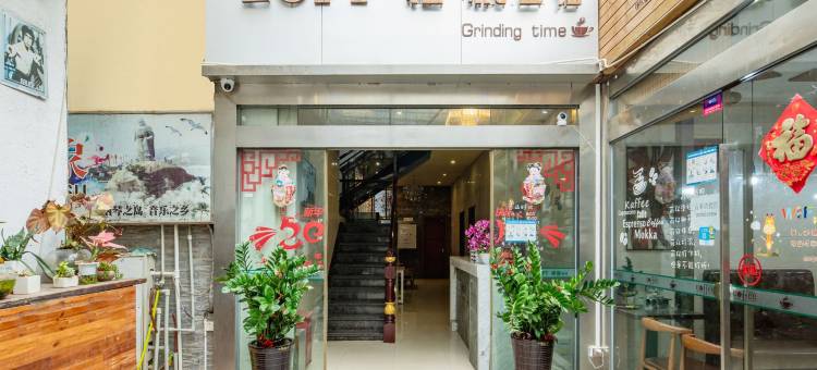 清居花海民宿(高崎机场店)图片