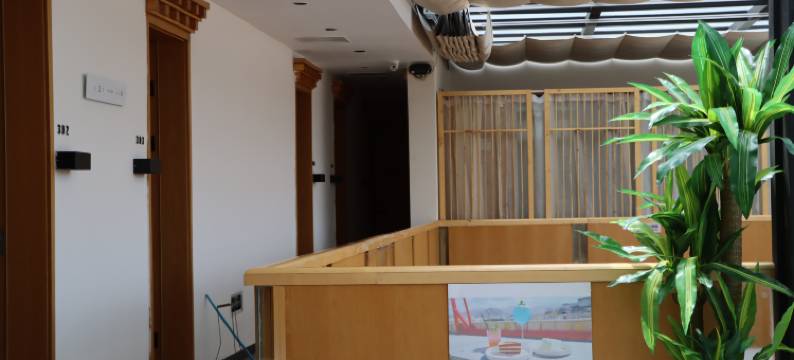 拉萨雪巷居酒店(布达拉宫店)图片