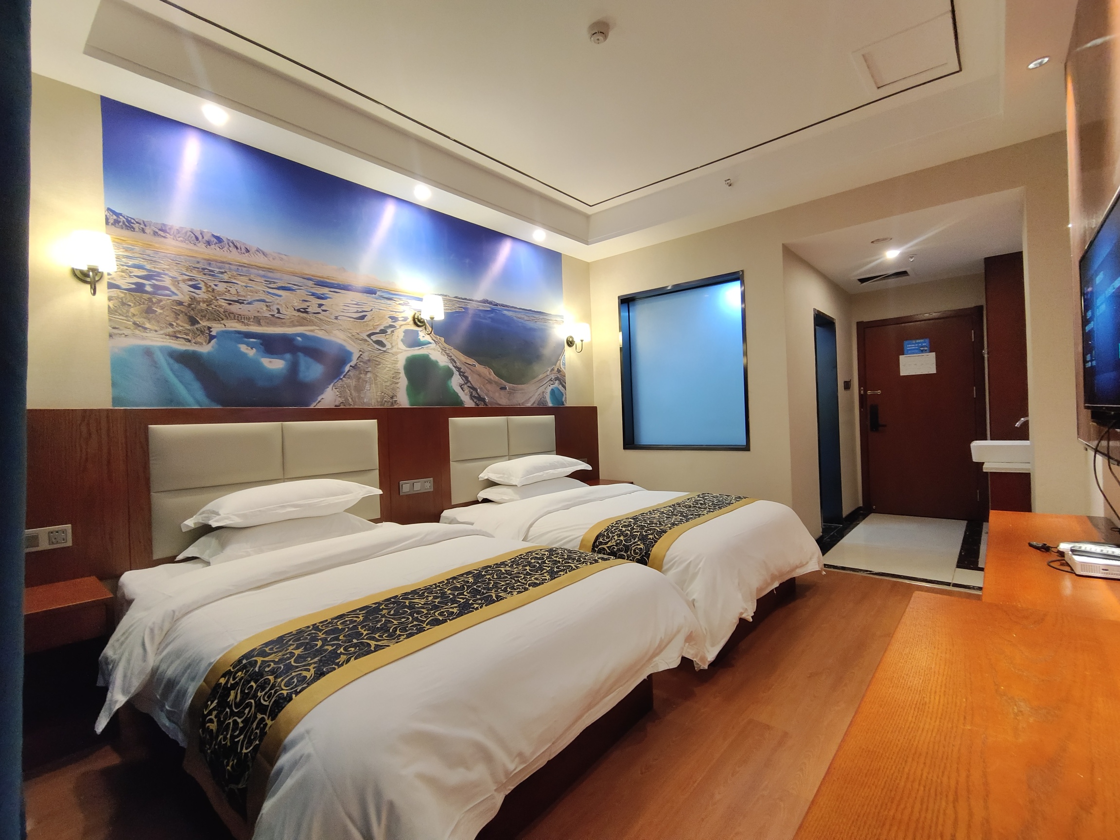 Haixi Dachaidan Xinjin Hotel Over view