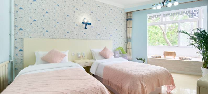 夏途宾馆(北戴河老虎石海上公园店)图片