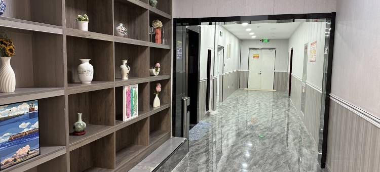 乌兰海峰大酒店(茶卡店)图片