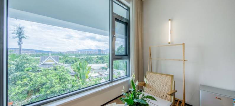 西双版纳景洪布谷鸟酒店(告庄西双景星光夜市店)图片