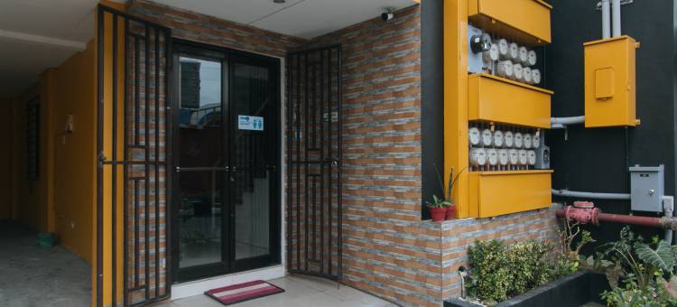 帕拉纳克市4720西尔弗里奥套房酒店(4720 Silverio Suites Paranaque City)图片