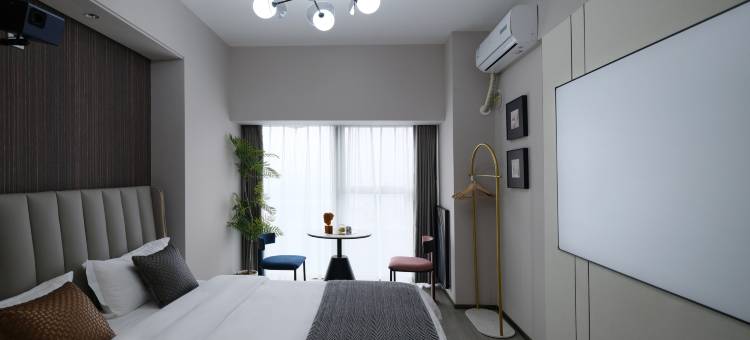 华远华江景酒店(长沙五一广场培元桥地铁站店)图片