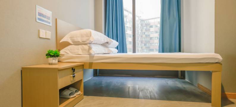 花妖钱塘酒店(杭州东站闸弄口地铁站店)图片