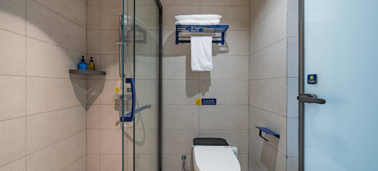 7天优品Premium酒店(重庆上清寺牛角沱轻轨站店)图片