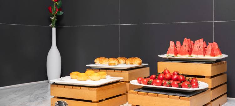 TOWO上品酒店(深圳碧头地铁站店)图片