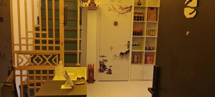 墨洪小栈民宿(华熙lIVE鱼洞文体中心店)图片