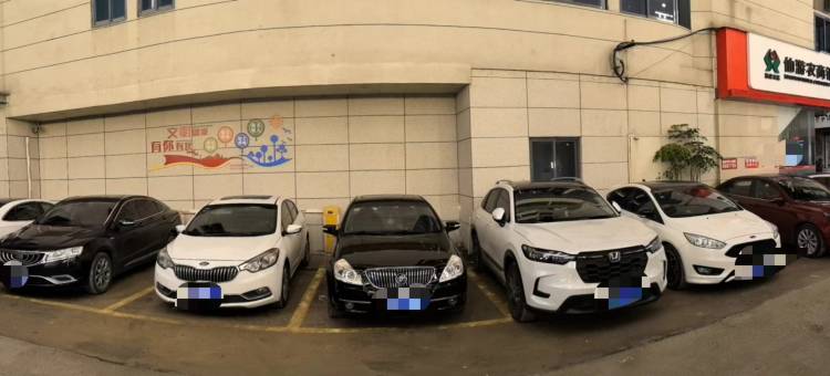 艾里秘境酒店图片