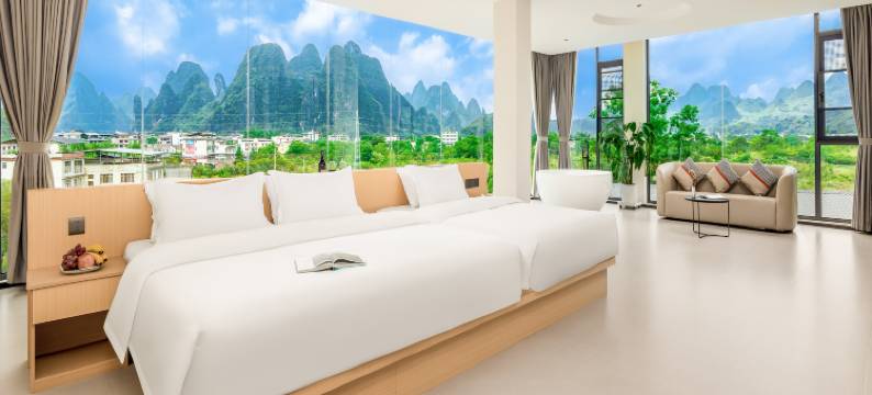 隐田居·全景轻奢酒店(二十元背景风景区店)图片