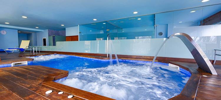 AZZ 佩尼亚菲耶尔拉斯克拉拉斯 Spa 酒店(Azz Peñafiel Las Claras Hotel & Spa)图片