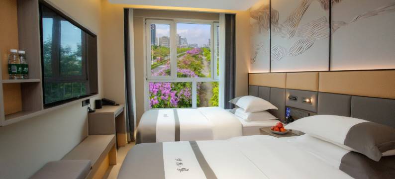 梦想家酒店(赤峰市妇产医院店)图片