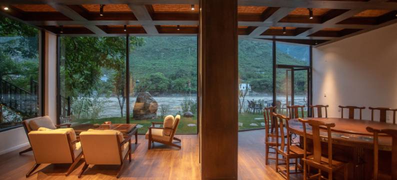 维西十年江庐酒店图片