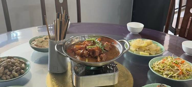 小芦民宿(龙泉山景区店)图片