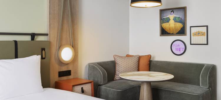 皇家马术学校 - 傲途格精选(Imperial Riding School, Autograph Collection)图片