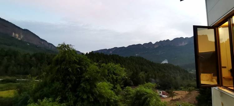 鉴山小院民宿图片