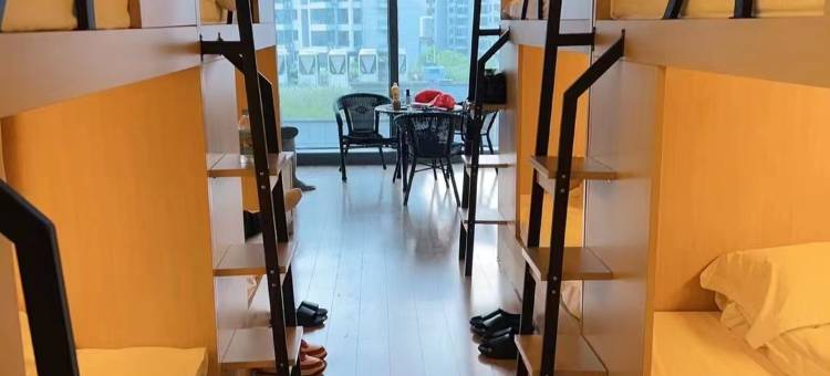 让尘青旅图片