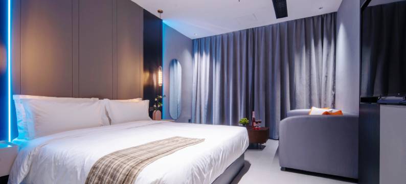 W悦枫酒店(长沙五一广场琴岛演艺中心店)图片