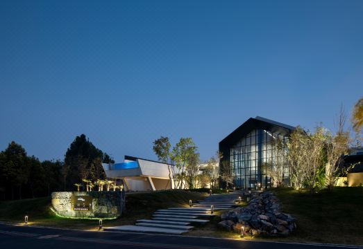 半山四季温泉酒店（洛阳龙门高铁站店）外景图