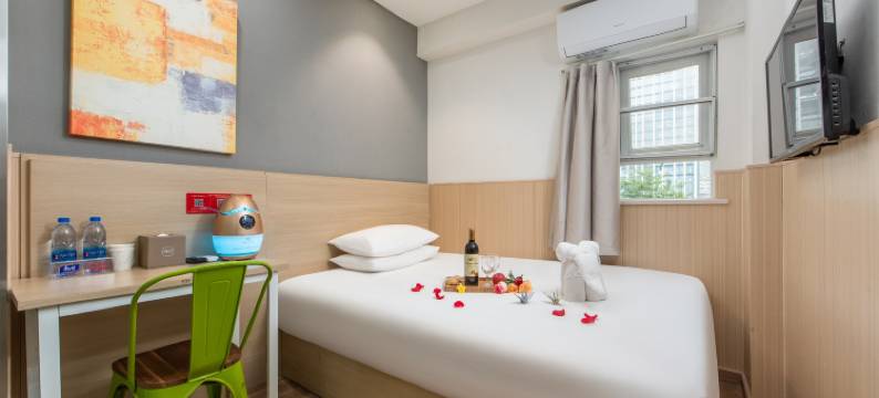 SOVIS海和酒店(深圳罗湖口岸国贸地铁站店)图片