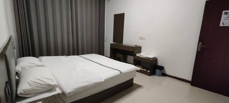 再来一晚猫咖客栈图片