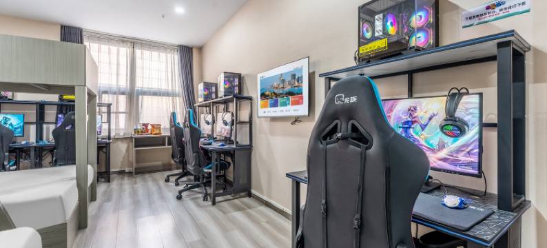 竞族电竞酒店(镇江金港生活广场店)图片